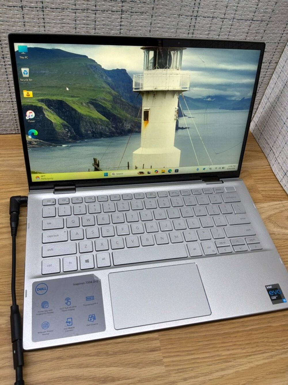 Dell Inspiron 7306 2-in-1 13.3" Touch Laptop i5-1135G7 8GB 512GB SSD Win 11